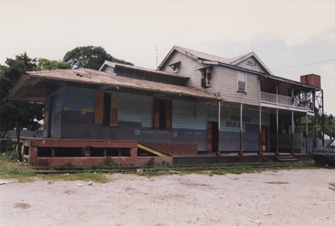 Photo2 of Anchovy Station in 2000