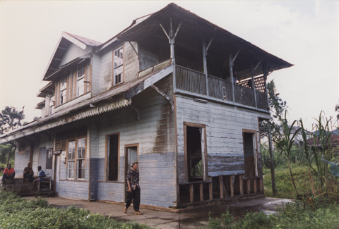 Photo1 of Appleton Station in 2000