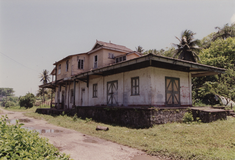 Photo2 of Buff Bay Station in 2000