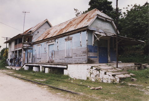 Photo2 of Cambridge Station in 2000