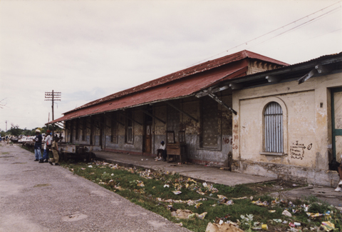Photo1 of Spanish Town Station in 2000